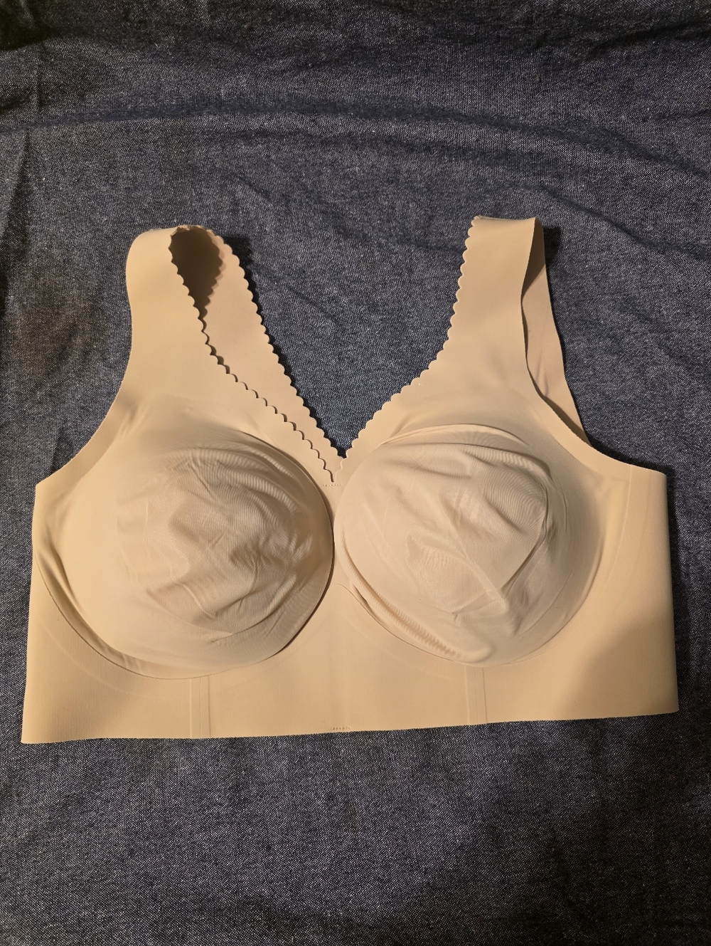 EVELYN  BOBBIE EVELYN Bra Size L NEW